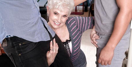 Sultry blonde older Jewel in stockings in hot threesome action 